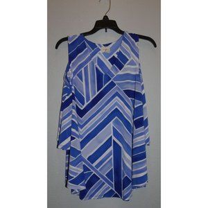 Women's White with Blue Flowers Blouse, Chico's, Size Medium, New with Tags
